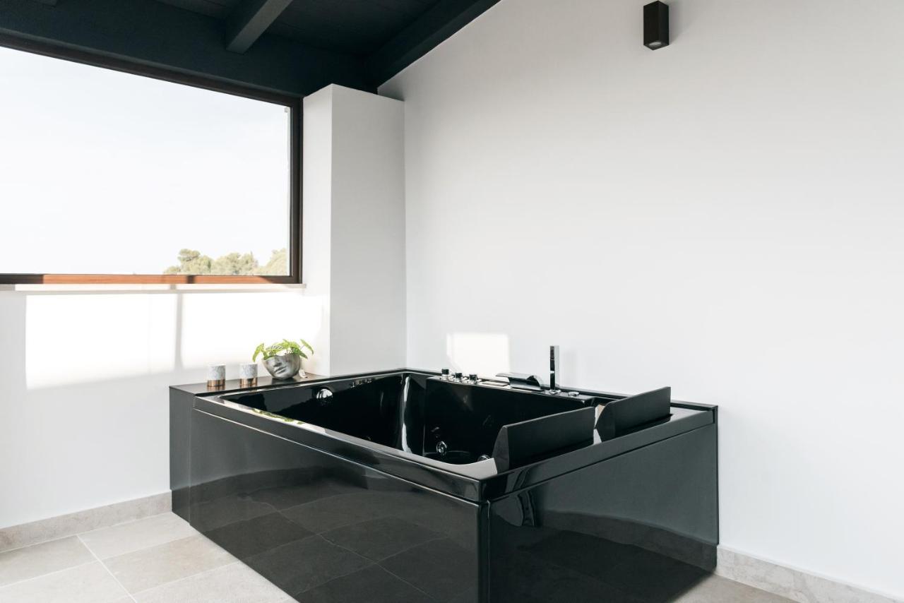 Villa Pesce 1820 Residenza D'Epoca & Spa Каноса ди Пулия Екстериор снимка